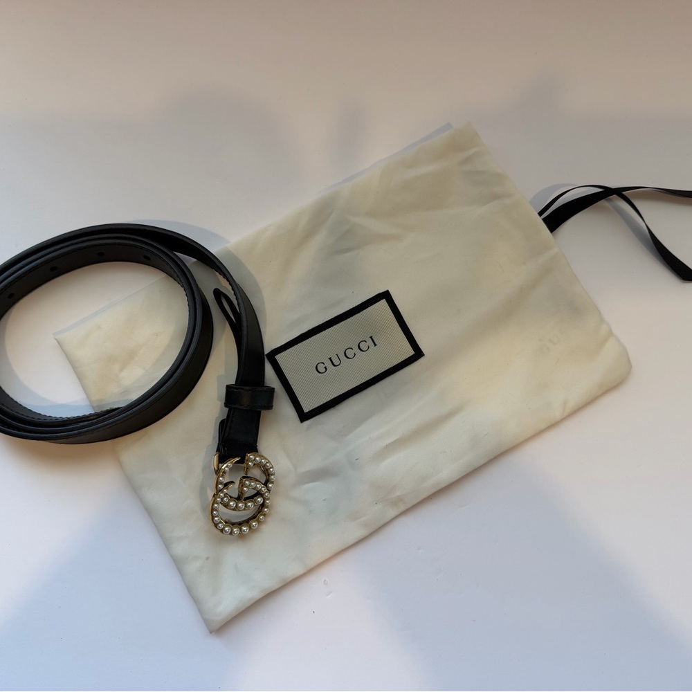 Gucci Black Leather Belt with Logo
